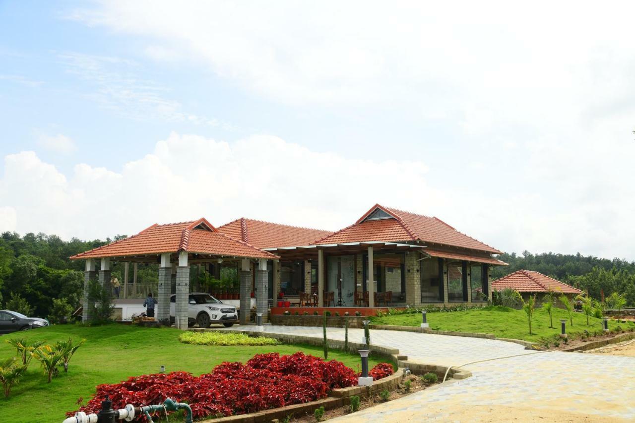 Biranji Aqua Retreat Hotel Chikmagalūr Exterior foto